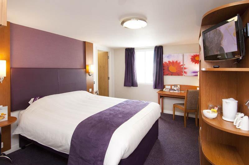 Premier Inn Premier Inn Torquay Seafront Экстерьер фото